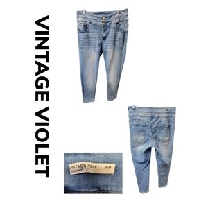 VINTAGE VIOLET SKINNY JEANS  SIZE 14P